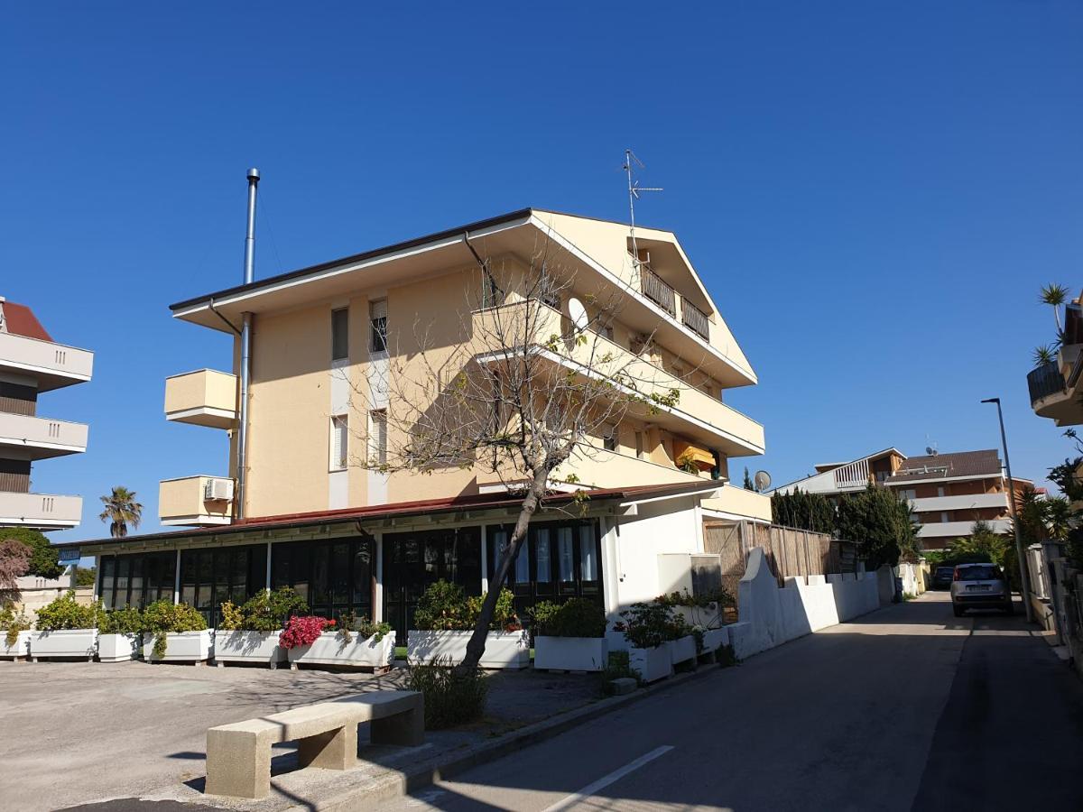 Montesilvano Marina My Beachouse מראה חיצוני תמונה
